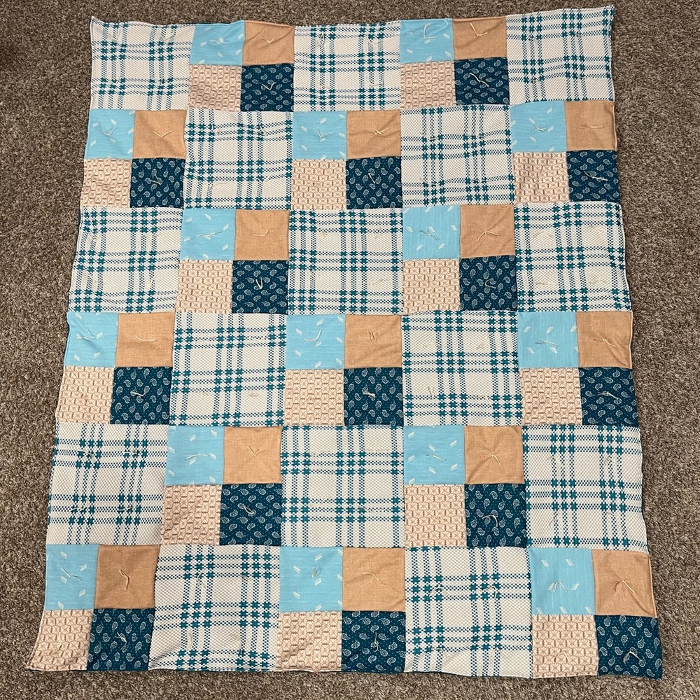 NEW Handmade quilt cozy vintage charm of polyester double knit textures blanket